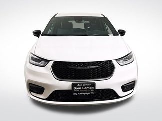 New 2026 Chrysler Pacifica Select video 2