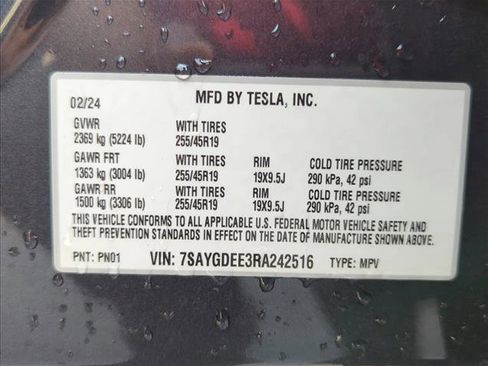 Used 2024 Tesla Model Y Long Range image 24