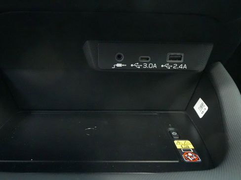 Used 2026 Subaru Forester Premium image 31