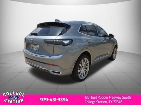 Used 2025 Buick Envision Avenir AWD/4WD image 4
