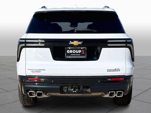 New 2026 Chevrolet Traverse High Country image 5