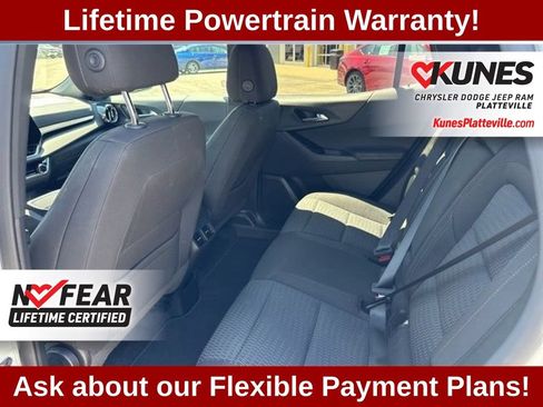 Used 2026 Chevrolet Equinox LT AWD/4WD image 40