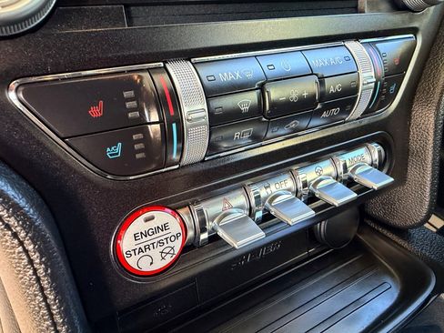 Used 2015 Ford Mustang Premium image 12