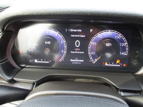 Used 2023 Jeep Grand Cherokee Altitude image 19