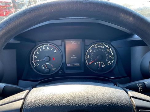 Used 2019 Toyota Tacoma SR w/ SR Convenience Package image 26