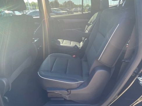 Used 2025 Buick Enclave Sport Touring FWD image 22