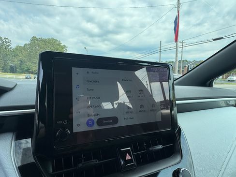 Used 2023 Toyota Corolla SE image 22