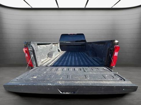 Used 2021 Chevrolet Silverado 3500 High Country image 37