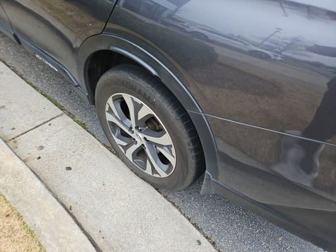 Used 2020 Subaru Outback Limited w/ Popular Package #2 image 12