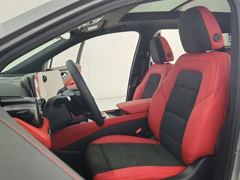 New 2025 Chevrolet Blazer EV RS image 37