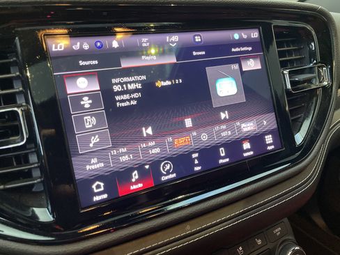 Used 2021 Dodge Durango SRT Hellcat w/ Technology Group AWD/4WD image 28