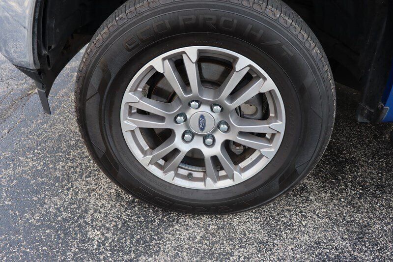 Used 2018 Ford F150 XLT w/ Equipment Group 302A Luxury AWD/4WD image 27