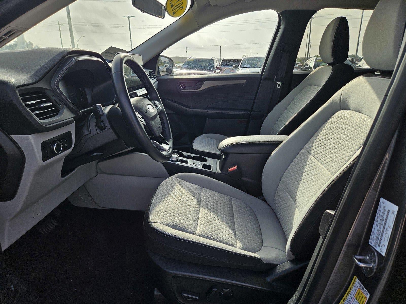 Used 2023 Ford Escape Active w/ Tech Pack #1 AWD/4WD image 15