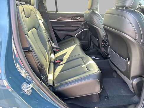 New 2026 Jeep Grand Cherokee Limited AWD/4WD image 6