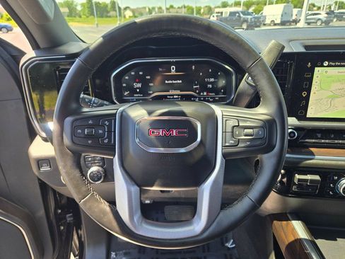 Used 2024 GMC Sierra 2500 SLT w/ SLT Premium Package AWD/4WD image 39