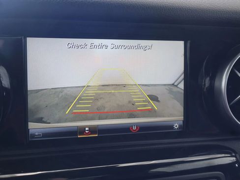 Used 2018 Mercedes-Benz SLC 43 AMG image 30