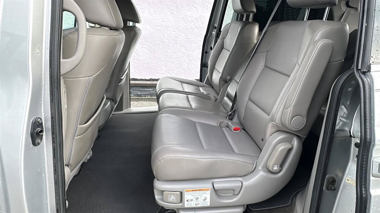 Used 2013 Honda Odyssey Touring image 22