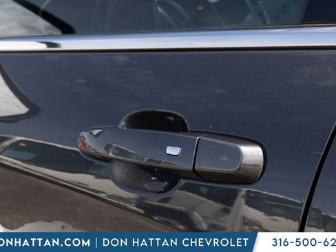Used 2020 Chevrolet Equinox LT FWD image 28