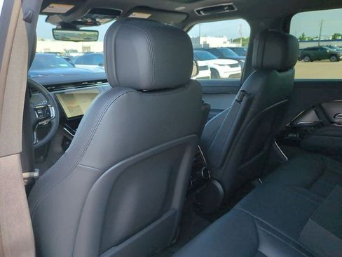New 2025 Land Rover Range Rover Sport Dynamic SE image 16