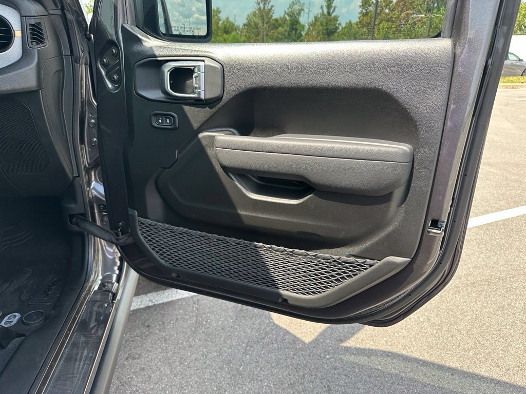 New 2026 Jeep Gladiator Sport AWD/4WD image 18