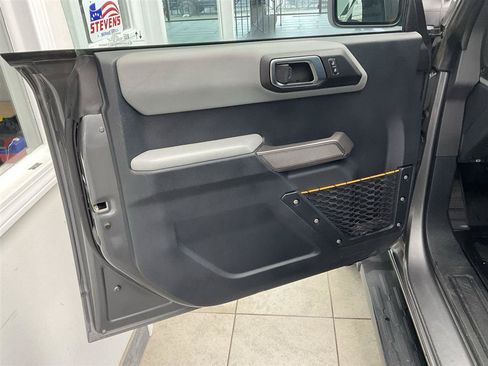 Used 2022 Ford Bronco Badlands AWD/4WD image 9