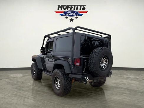 Used 2016 Jeep Wrangler Sport image 3