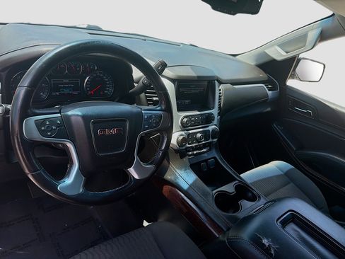 Used 2019 GMC Yukon SLE w/ Convenience Package RWD image 9