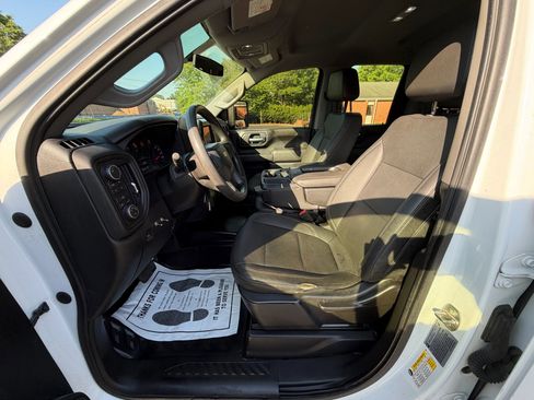 Used 2022 Chevrolet Silverado 2500 W/T w/ WT Fleet Convenience Package AWD/4WD image 15
