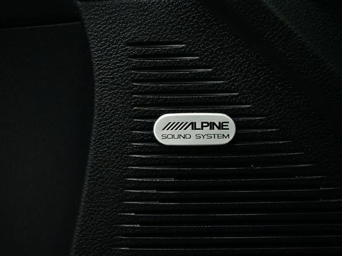 Used 2019 Dodge Challenger R/T w/ Plus Package image 19