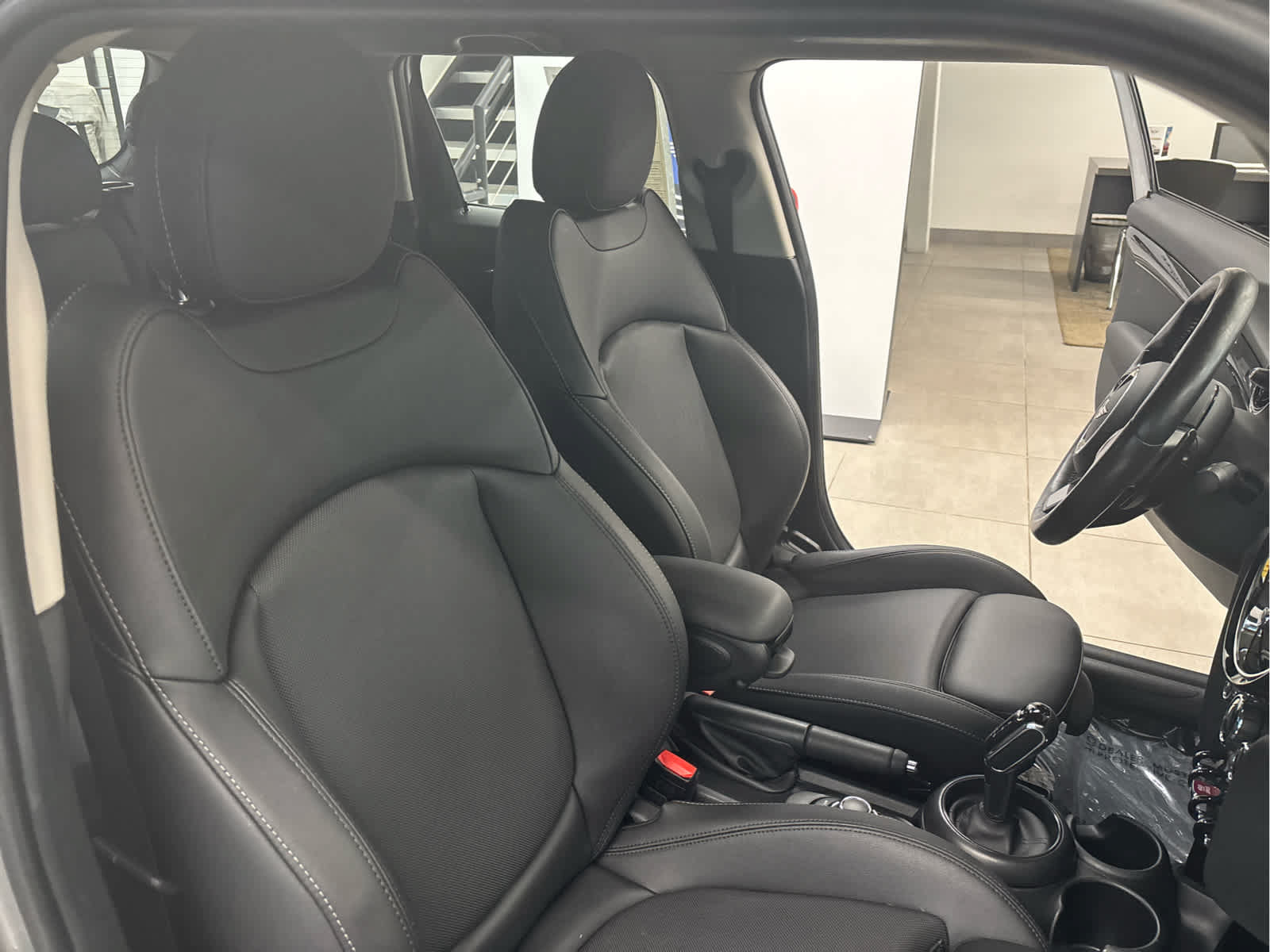Used 2024 MINI Cooper S FWD image 31