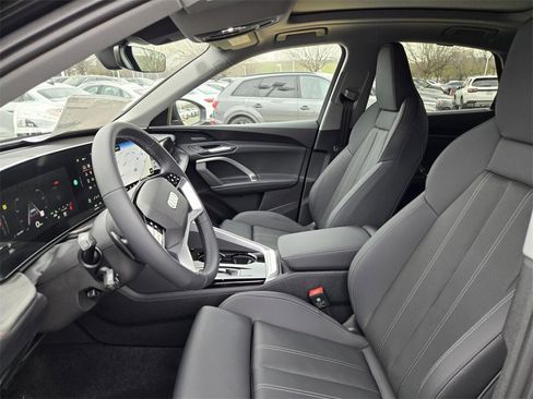 New 2025 Audi Q5 Premium Plus image 27