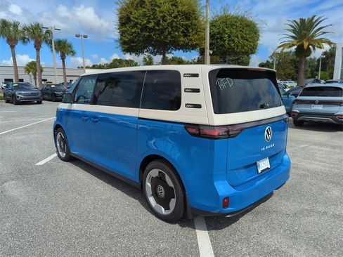 New 2025 Volkswagen ID. Buzz Pro S Plus image 7