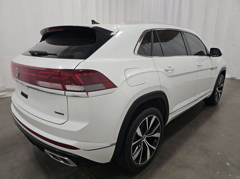 Used 2024 Volkswagen Atlas Cross Sport SEL Premium R-Line AWD/4WD image 3