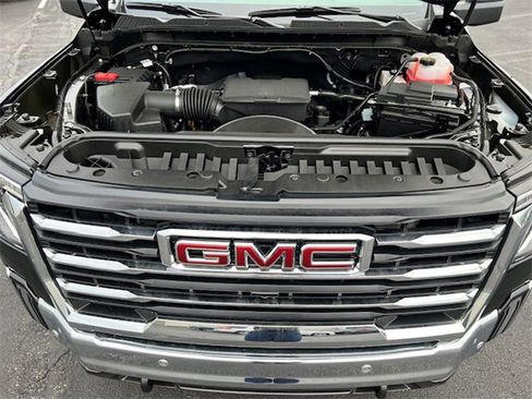 New 2025 GMC Sierra 2500 SLT w/ SLT Premium Package image 38