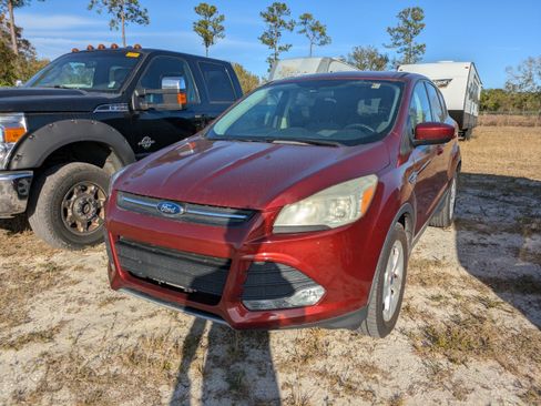Used 2016 Ford Escape SE image 4