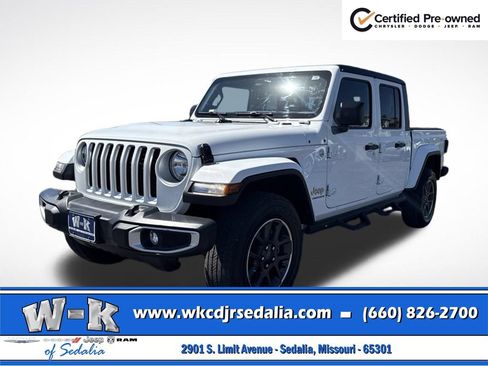 Used 2023 Jeep Gladiator Overland AWD/4WD image 13