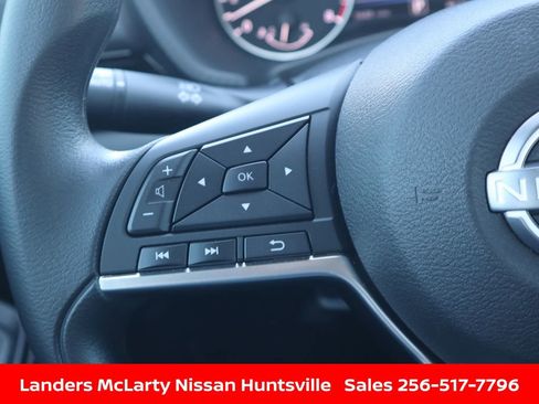 Used 2025 Nissan Sentra SV w/ Trunk Package image 24