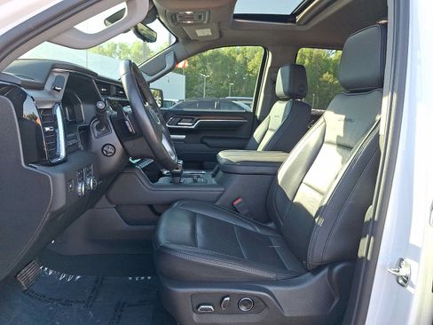 Used 2024 GMC Sierra 1500 Denali AWD/4WD image 14