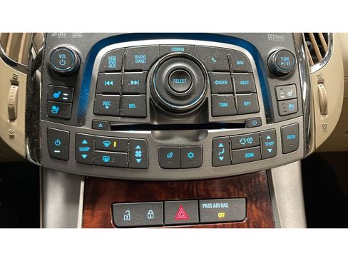 Used 2012 Buick LaCrosse Touring image 13