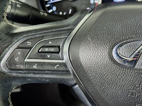 Used 2021 INFINITI Q50 Luxe RWD image 13