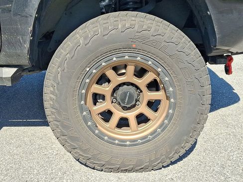 Used 2023 Toyota Tacoma SR AWD/4WD image 7