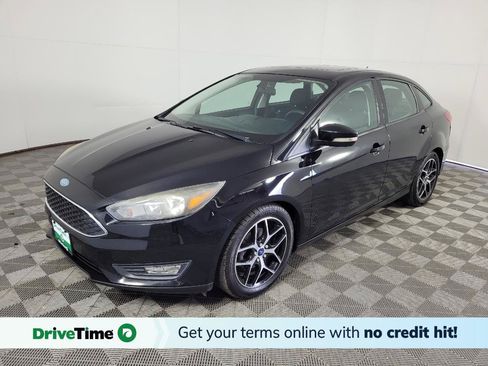 Used 2017 Ford Focus SEL FWD image 1