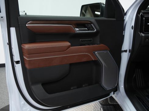 New 2026 GMC Sierra 1500 Denali Ultimate AWD/4WD image 26