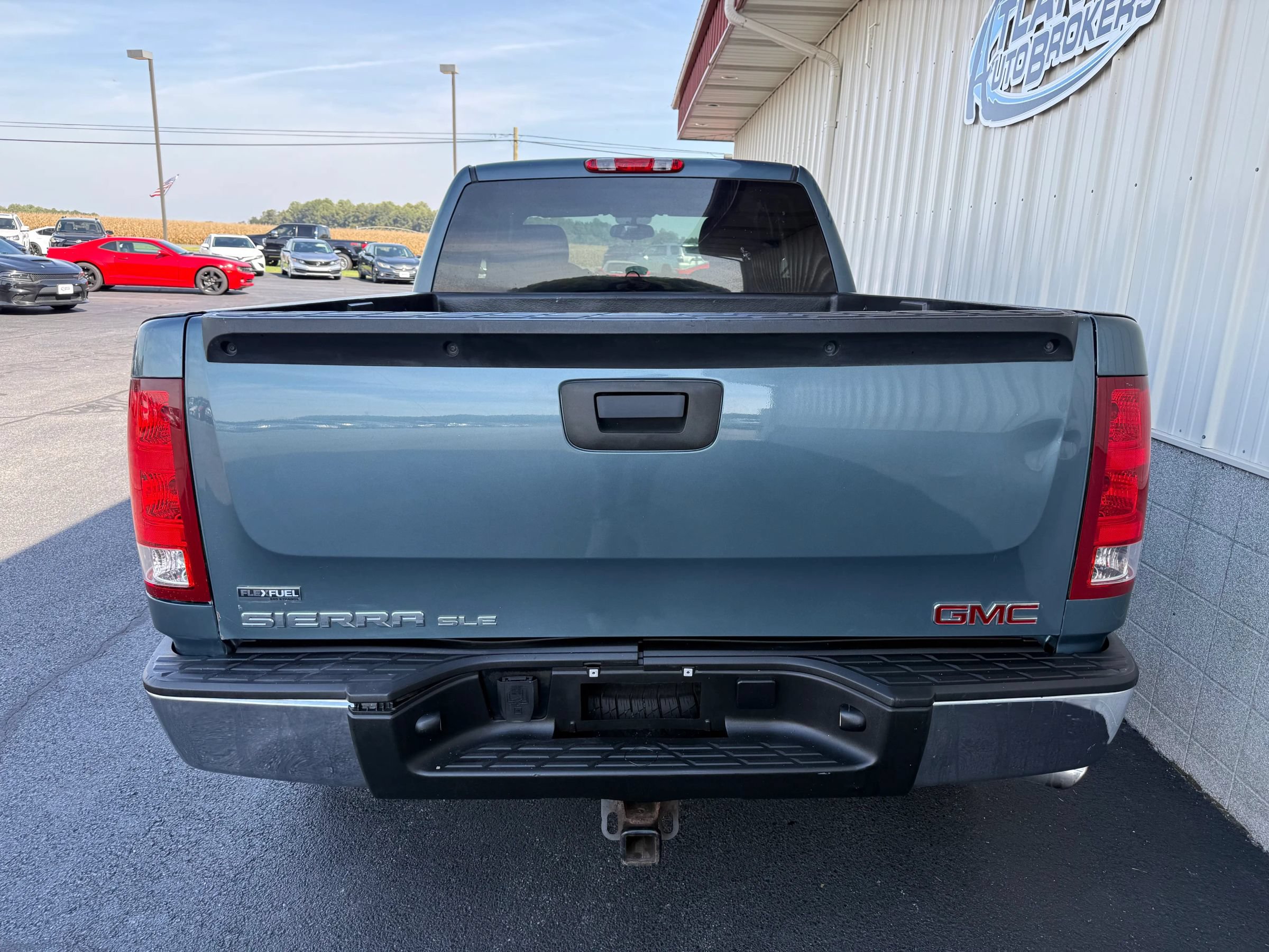 Used 2009 GMC Sierra 1500 SLE w/ Power Pack Plus AWD/4WD image 5