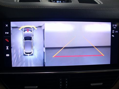 Used 2022 Porsche Cayenne Turbo image 10