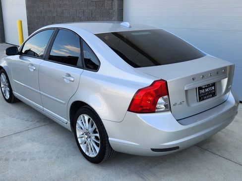 Used 2010 Volvo S40 2.4i FWD image 3