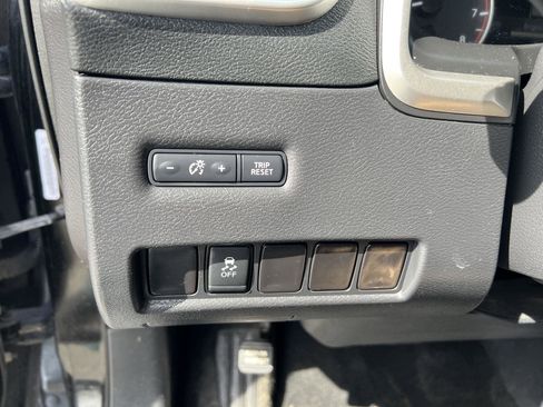 Used 2017 Nissan Murano SV w/ Premium Package image 44