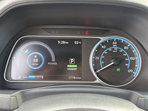 Certified 2025 Nissan Leaf SV Plus FWD image 31