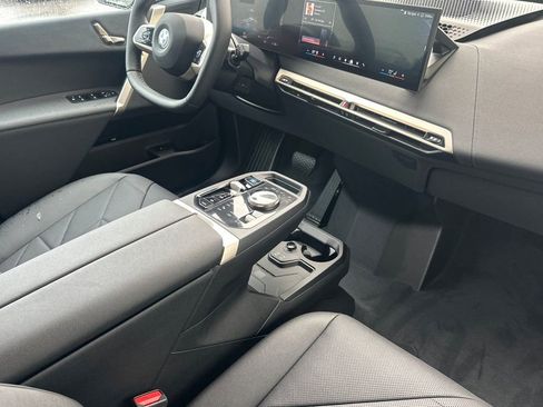 New 2026 BMW iX xDrive60 w/ Premium Package image 15