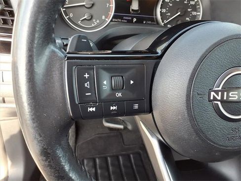 Certified 2022 Nissan Rogue SL w/ SL Premium Package image 10